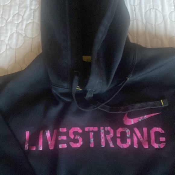 NIKE live strong hoodie - Picture 4 of 7
